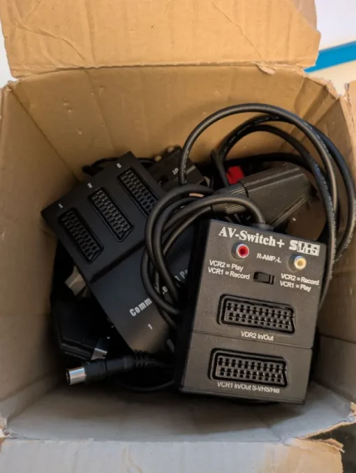 Tradera Scart switch och diverse! Utrop 1kr^ Tv & Tillbehör