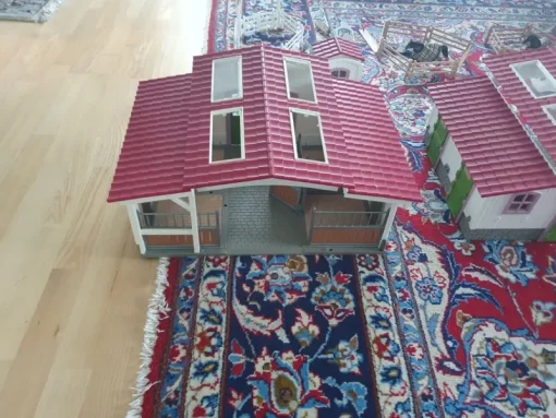 Tradera Övriga Samlarleksaker<SCHLEISH 2 Stora hästgårdar och en vetrrinärbil mm - Schleich