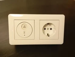 Tradera Schneider Electric AT10A Tidsströmbrytare med Uttag> Elinstallation