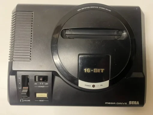 Tradera Sega<Sega Mega Drive 16-bit konsol