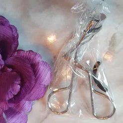 Tradera Smink<Sense of Youty Makeup tool Eyelash curler OANVÄND!