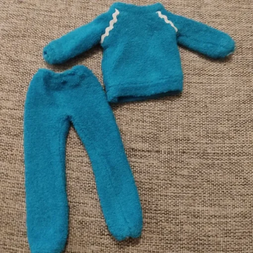 Tradera Sindy Pedigree Joggingdress keeping fit 1983*^ Dockor