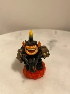 Tradera Nfc-figurer<Skylanders Trap Team / Hog Wild Fryno