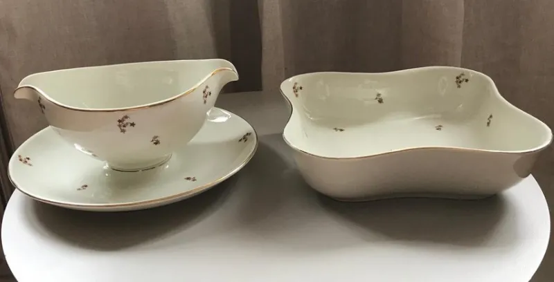 Tradera Såssnipa och skål, Royal Ivory Tjeckoslovakien> Keramik & Porslin, Utländskt