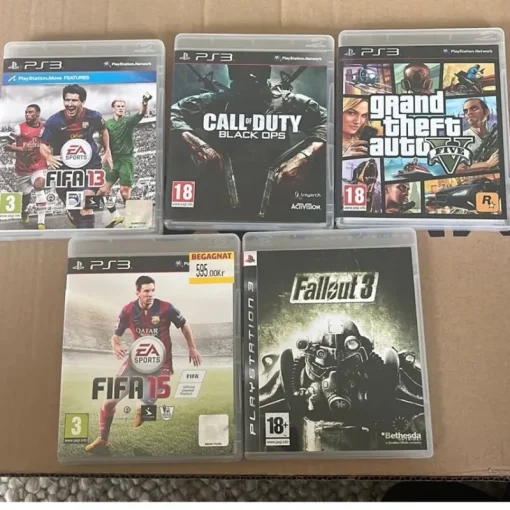Tradera Playstation<5st PS3 spel: FIFA 13, Call of Duty Black Ops, GTA V, FIFA 15, Fallout 3