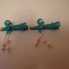 Tradera Hårsmycken & Diadem<Söta 1970-tals Hårspännen! Retro! Måste ses!