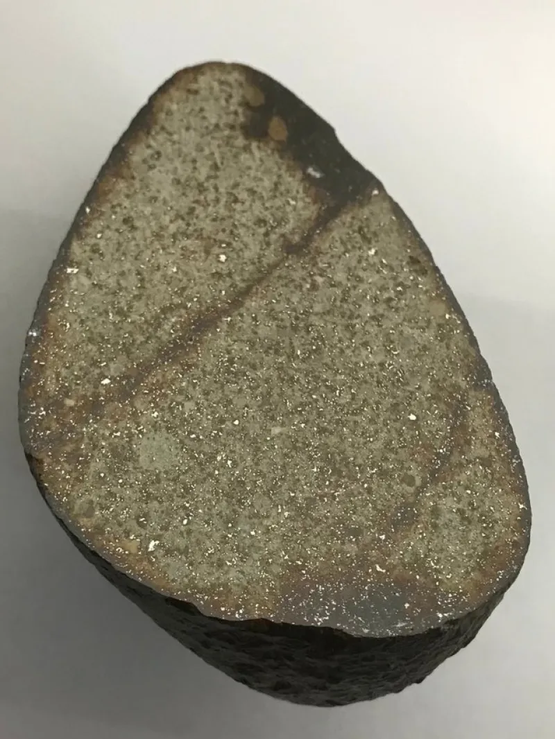 Tradera Stenmeteorit - JALU - Kondrit L6 - 363g> Arkeologi