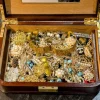 Tradera Smyckespaket<Stor vintage Bijouteri/Smyckespaket från dödsbo