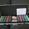 Tradera Stort pokerset med marker och kort i aluminiumväska. Bra skick.^ Bräd- & Sällskapsspel
