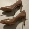 Tradera Damskor<TAMARIS klackskor festskor glitter silver brons beige fest skor pumps