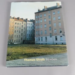 Tradera Thomas Struth - Strassen - Foton 1976 till 1995 - Inbunden> Fotolitteratur