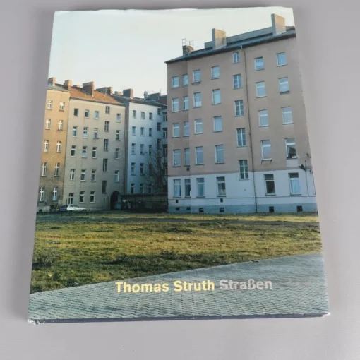 Tradera Thomas Struth - Strassen - Foton 1976 till 1995 - Inbunden> Fotolitteratur