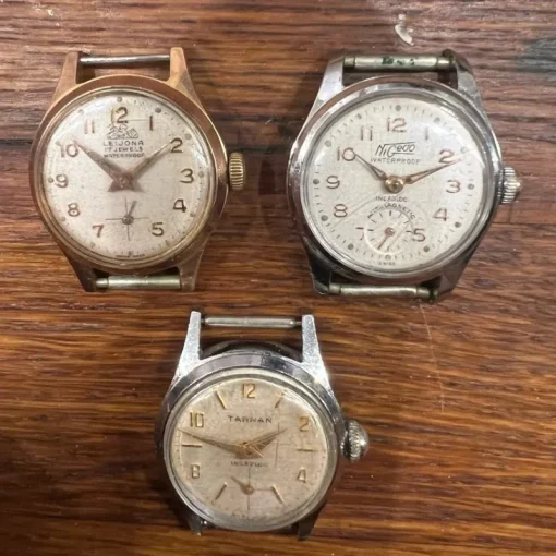 Tradera Tre vintage armbandsur - Leona, UTC, Tarhan^ Armbandsur