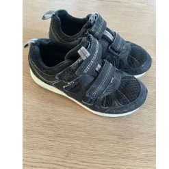 Tradera Viking Ludo low gore-tex stl 32> Barnskor & Babyskor