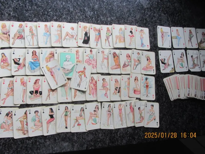 Tradera Spelkort<Vintage spelkort med pin-up motiv av Heinz Dilliger
