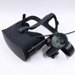 Tradera Övrigt Dator- & Tv-spel<VR Headset & Handkontroll, Oculus