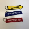 Tradera 3x nyckelringar / remove before flight^ Flyg